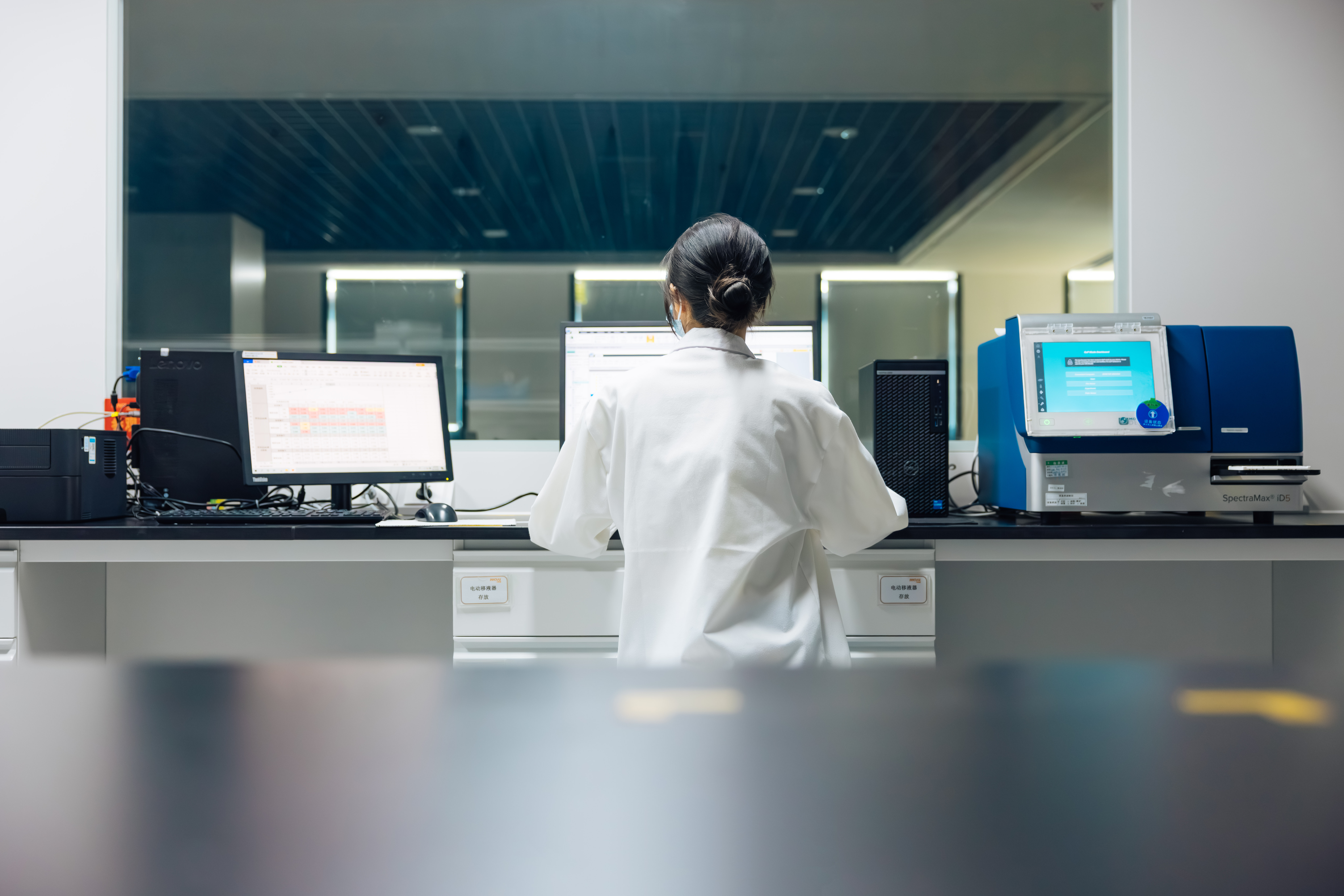 十八年磨一劍：國(guó)產(chǎn)九價(jià)HPV疫苗，守護(hù)中國(guó)女性健康