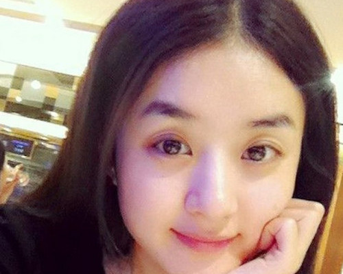 女星素顏照曝光：劉詩(shī)詩(shī)趙麗穎誰(shuí)是真美女？(圖)