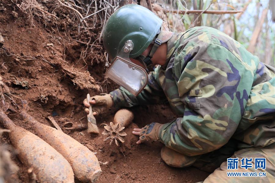 （圖文互動）（1）和平年代，離死神最近的人——南部戰(zhàn)區(qū)陸軍云南掃雷大隊邊境掃雷排爆記事