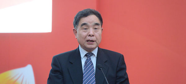 全國人大教科文衛(wèi)委員會主任委員、清華大學新聞出版學院院長柳斌杰致辭