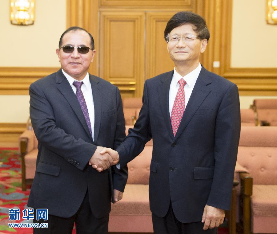 9月5日，中共中央政治局委員、中央政法委書(shū)記孟建柱在北京會(huì)見(jiàn)秘魯最高法院院長(zhǎng)維克托·盧卡斯·蒂科納。 新華社記者 黃敬文 攝 