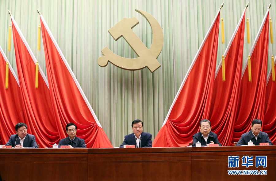 11月14日，中共中央黨校在北京舉行2016年秋季學(xué)期第二批入學(xué)學(xué)員開學(xué)典禮。中共中央政治局常委、中央黨校校長(zhǎng)劉云山出席并講話。新華社記者 劉衛(wèi)兵 攝