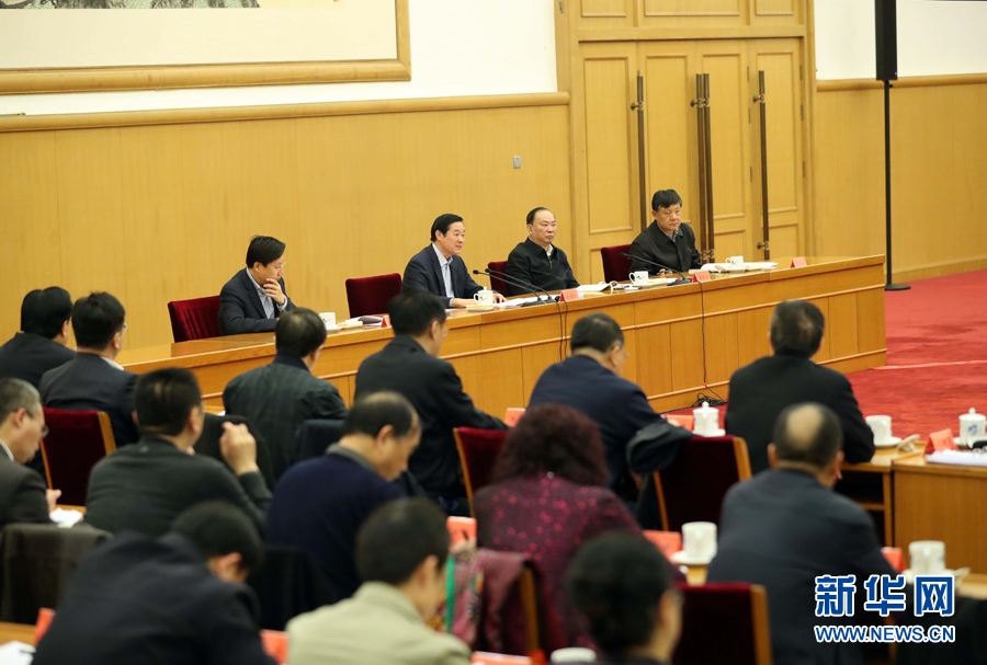 3月23日，治國理政論壇“‘四個全面’戰(zhàn)略布局系列理論研討會”首場研討會在北京召開，中共中央政治局委員、中央書記處書記、中宣部部長劉奇葆出席會議并講話。新華社記者 劉衛(wèi)兵 攝
