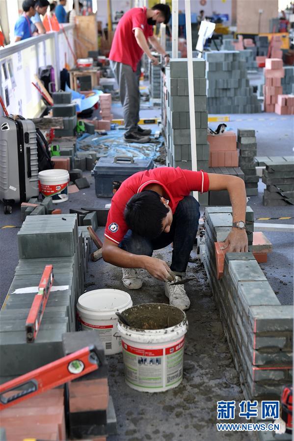 （新華全媒頭條·圖文互動）（3）上下合力，聚力破障，開辟“大國工匠”建設(shè)新格局