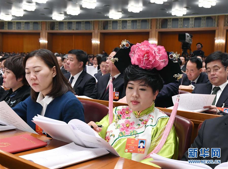 （兩會·基層代表履職故事）（1）全國人大代表孫艷玲：做好非遺事業(yè)，讓古老技藝活起來
