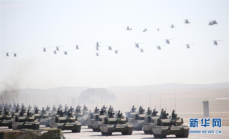 （新華全媒頭條·強(qiáng)軍思想引領(lǐng)新征程·圖文互動(dòng)）（6）那一刻，我們光榮接受檢閱