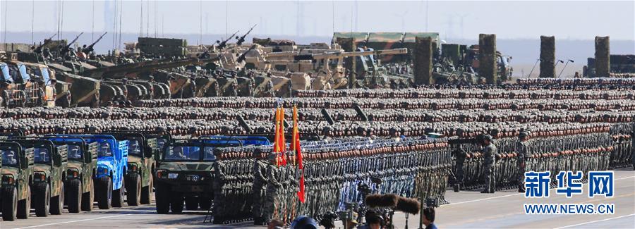 （新華全媒頭條·強(qiáng)軍思想引領(lǐng)新征程·圖文互動(dòng)）（7）那一刻，我們光榮接受檢閱