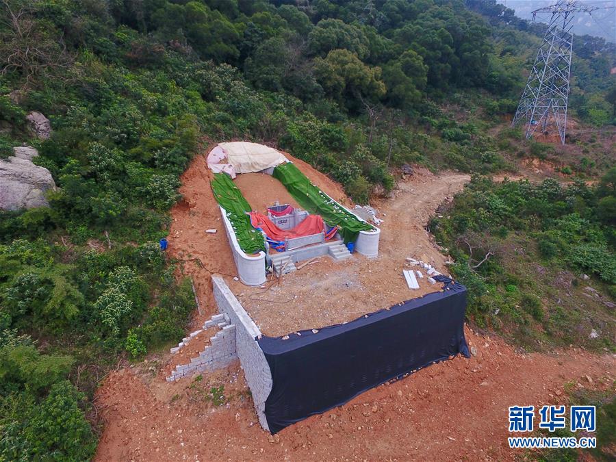 （新華視點(diǎn)·圖文互動）（4）福州沿海：密林深處、水庫旁邊，大片豪華活人墓偷偷建造……