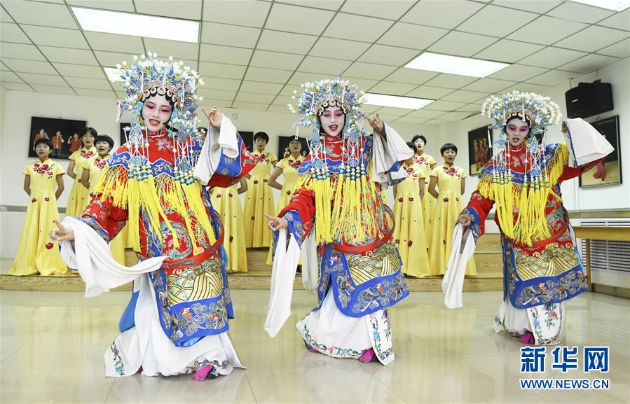 （新華全媒頭條·圖文互動）（18）文明之光照亮復興之路——以習近平同志為核心的黨中央關心文化和自然遺產(chǎn)保護工作紀實