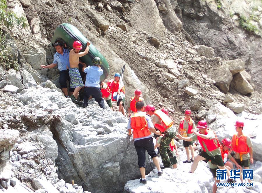 （時(shí)代先鋒·圖文互動(dòng)）（2）為人民“逆行”的人——追記退役軍人、青年禁毒民警韓順軍