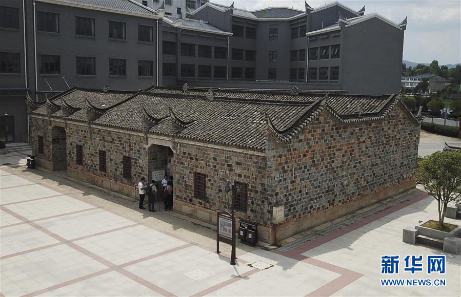 （新華全媒頭條·壯麗70年·奮斗新時(shí)代——記者再走長征路·圖文互動）（2）紅色星火的人民力量——大別山走出兩支紅軍隊(duì)伍的歷史啟示