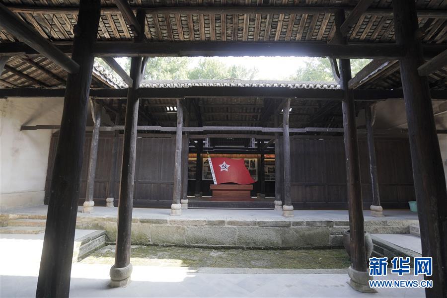 （新華全媒頭條·壯麗70年·奮斗新時(shí)代——記者再走長征路·圖文互動）（3）紅色星火的人民力量——大別山走出兩支紅軍隊(duì)伍的歷史啟示