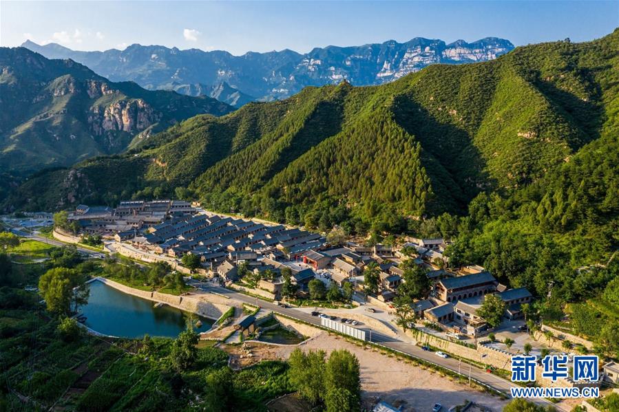 （集中連片特困地區(qū)貧困村調(diào)研行·圖文互動）（2）只要有信心，黃土變成金——河北阜平縣駱駝灣村和顧家臺村脫貧調(diào)查