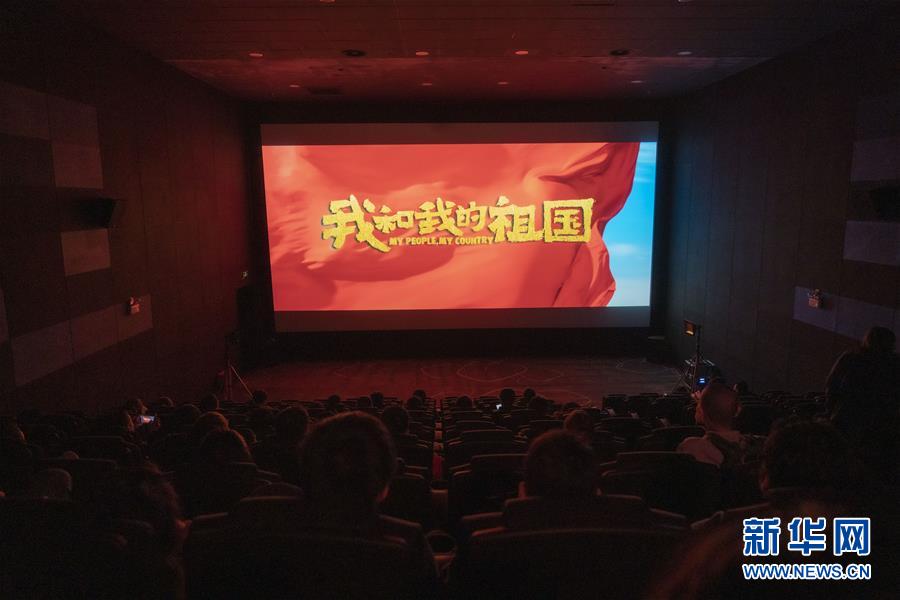 （圖文互動(dòng)）（13）“在內(nèi)地求學(xué)工作，和祖國(guó)共同成長(zhǎng)”——在京香港青年分享“追夢(mèng)”故事