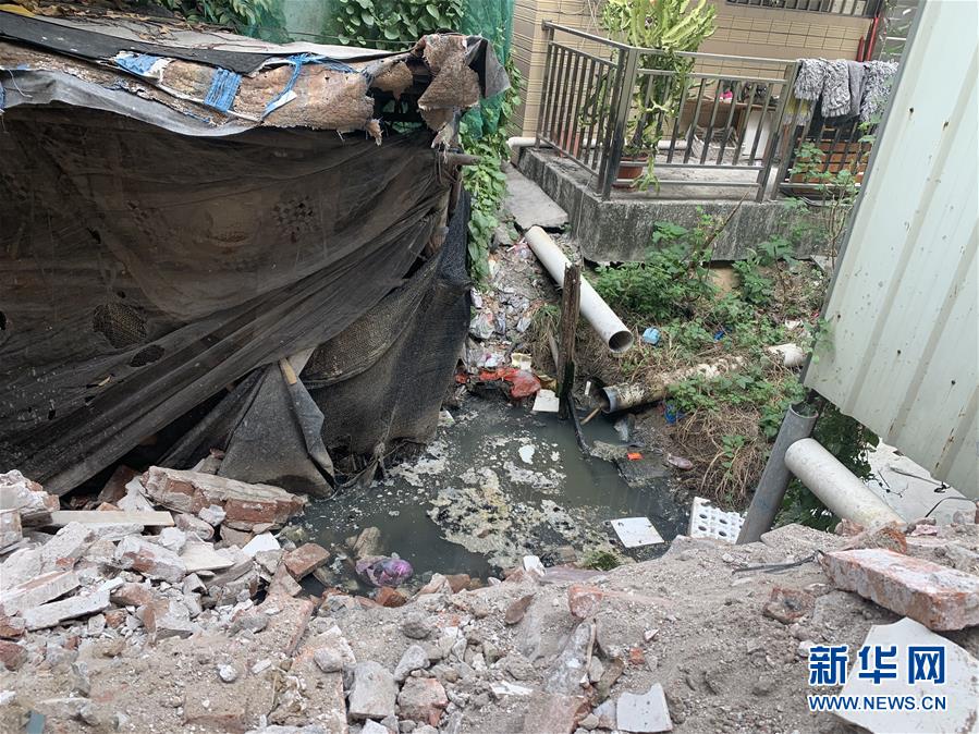 （圖文互動(dòng)）（3）河長(zhǎng)職責(zé)寫得明明白白，條條舉措無一落實(shí)&mdash;&mdash;國(guó)務(wù)院檢查組暗訪核查佛山一農(nóng)村河涌黑臭十余年無人管理