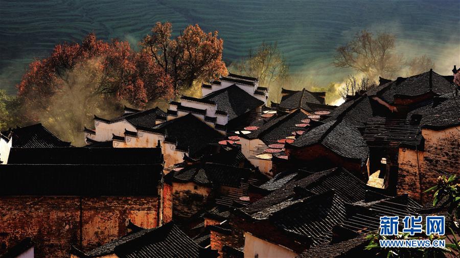 （圖文互動(dòng)）（10）鄉(xiāng)村攝影師、鄉(xiāng)村“模特”、民宿店主——鄉(xiāng)村旅游推動(dòng)婺源農(nóng)民生活方式發(fā)生新變化