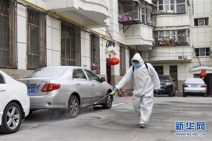 （聚焦疫情防控·圖文互動）（3）“我們多跑跑，居民更安全”——直擊新疆基層社區(qū)疫情防控