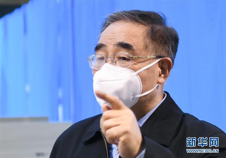 （聚焦疫情防控·圖文互動）（2）“治療輕癥患者中西醫(yī)結合很有效，不鼓勵人人吃藥來預防”——專訪中國工程院院士、天津中醫(yī)藥大學校長張伯禮