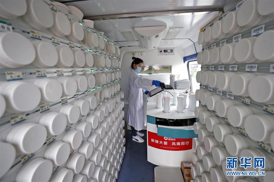 （在習(xí)近平新時(shí)代中國(guó)特色社會(huì)主義思想指引下&mdash;&mdash;新時(shí)代新作為新篇章&middot;習(xí)近平總書(shū)記關(guān)切事&middot;圖文互動(dòng)）（1）高擎利劍驅(qū)疫魔&mdash;&mdash;科研攻關(guān)助力湖北戰(zhàn)&ldquo;疫&rdquo;記