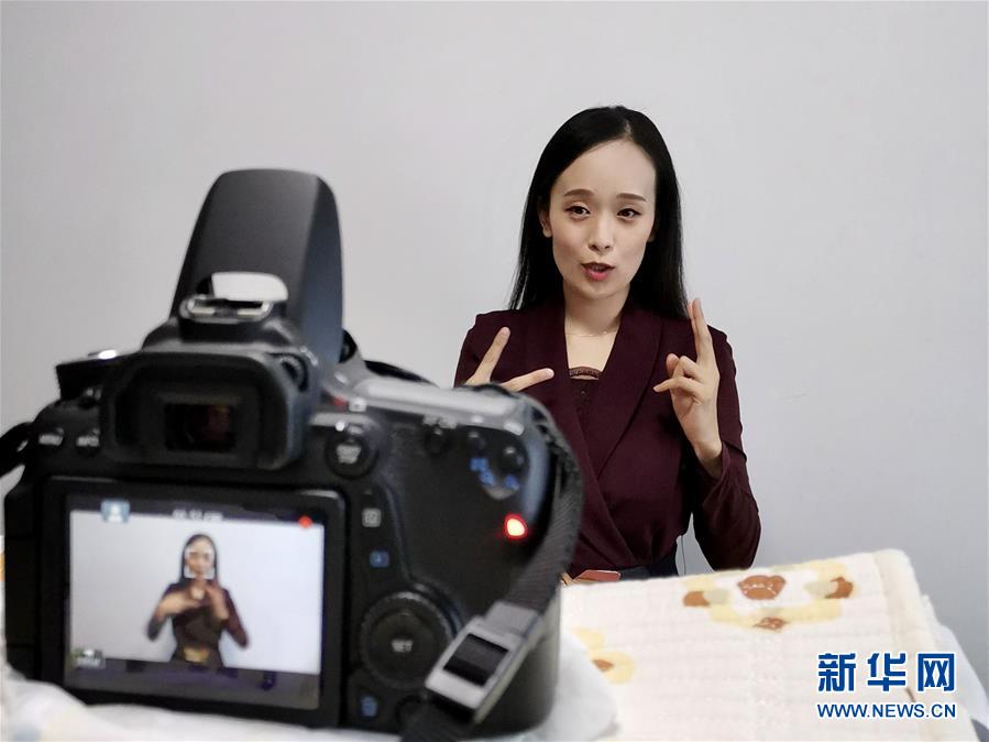（在習(xí)近平新時(shí)代中國特色社會(huì)主義思想指引下——新時(shí)代新作為新篇章·習(xí)近平總書記關(guān)切事·圖文互動(dòng)）（4）增強(qiáng)困難群眾對疫情影響的抵抗力