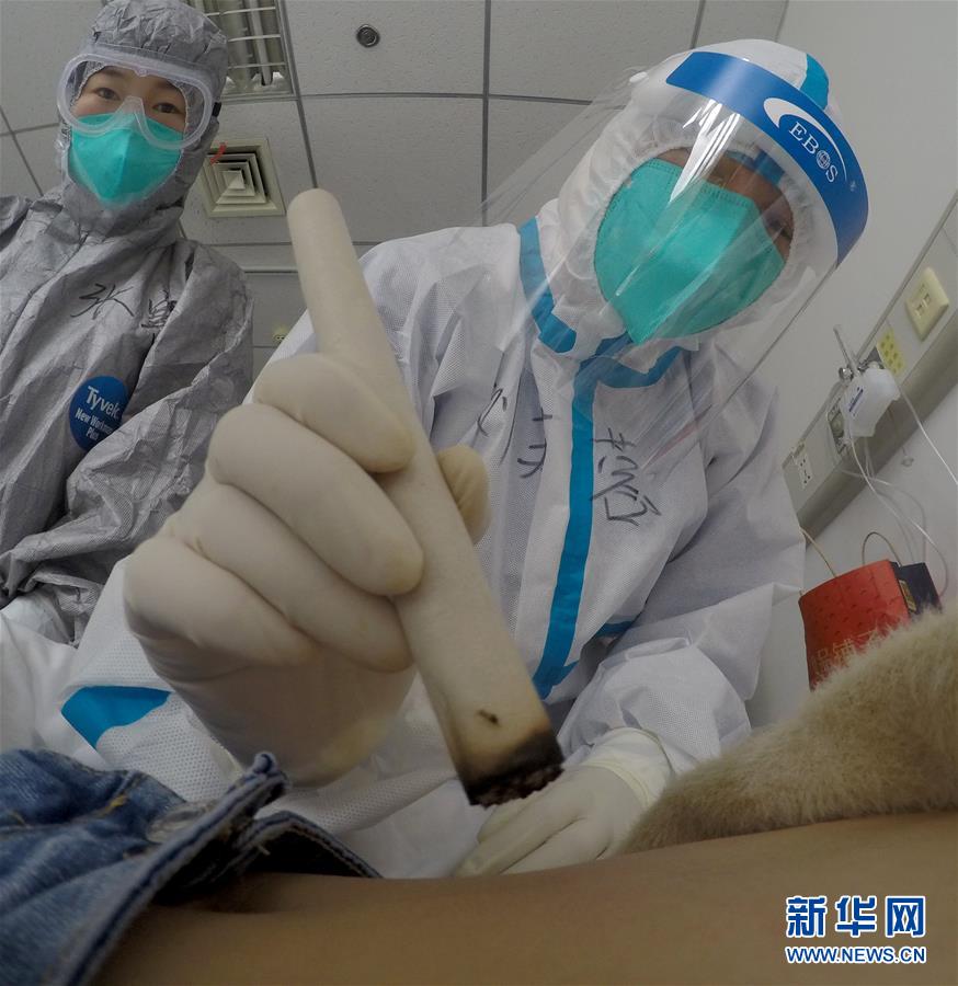 （新華全媒頭條·圖文互動）（9）“始終把人民群眾生命安全和身體健康放在第一位”——中國抗疫彰顯“生命至上、人民至上”理念