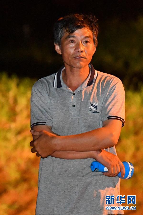 （防汛抗洪·圖文互動）（3）“保衛(wèi)家園，誰都不能是旁觀者”——夜訪洞庭湖大堤防汛一線