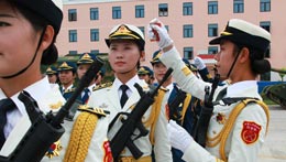 走進(jìn)勝利日大閱兵徒步方隊