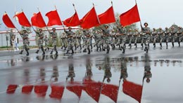 走進(jìn)勝利日大閱兵徒步方隊