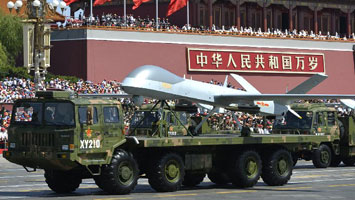無人機(jī)方隊接受檢閱