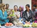 尤良英：新疆自治區(qū)民族團結進步模范個人