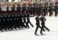 新華網(wǎng)評(píng)：軍民融合發(fā)展是富國強(qiáng)軍的必然選擇