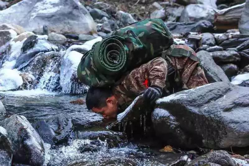 你是人間的大英雄！