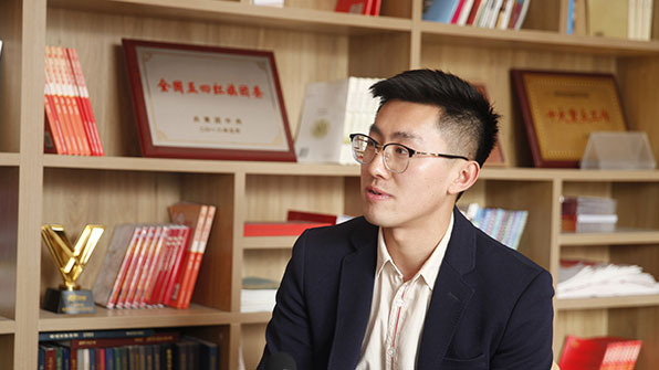 “鋼鐵人”是怎樣煉成的？