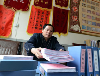“一離開群眾，內(nèi)心就感到孤獨”——記“鄉(xiāng)村判官”楊斌圣