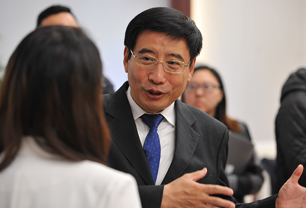 進一步打破電信、軍工領(lǐng)域民營企業(yè)準入障礙