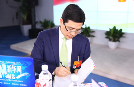 從中國制造到中國智造的轉型過程中要認識到制造業(yè)的外移問題帶來的影響。