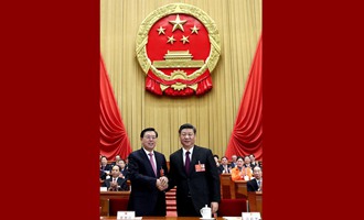 習(xí)近平當(dāng)選國(guó)家主席、中央軍委主席