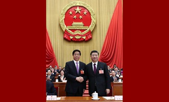 習(xí)近平當(dāng)選國(guó)家主席、中央軍委主席