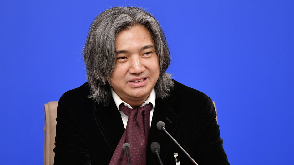 全國政協(xié)常委、文化文史和學習委員會委員，中國美術館館長，中國美術家協(xié)會副主席 吳為山
