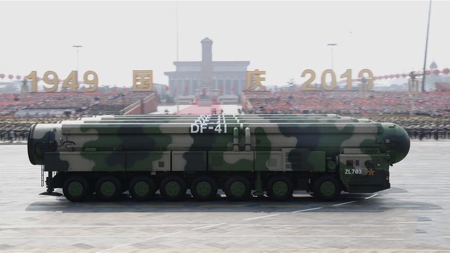 300秒回顧國慶70周年大閱兵！東風-41、殲-20震撼亮相