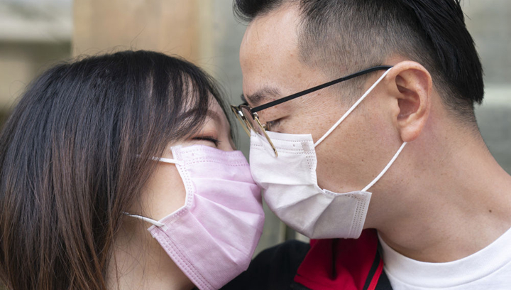 武漢新婚夫妻：經(jīng)此一疫，更懂家的分量