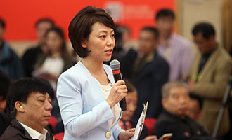 中央電視臺、中國國際電視臺記者提問