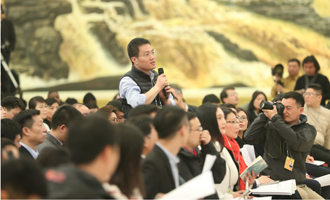 香港文匯報、大公報記者提問