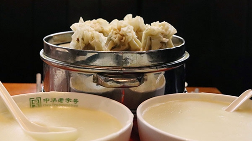 追夢中國人｜王和茂：一碗“頭腦”，講述百年舌尖上的早餐