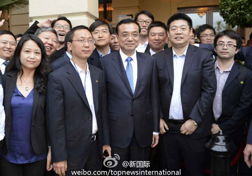 李克強：在非中企了解當?shù)匚幕拍茉「?。圖片來源：“新國際”微博。