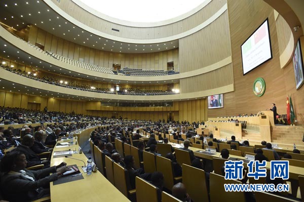  5月5日，中國(guó)國(guó)務(wù)院總理李克強(qiáng)在位于亞的斯亞貝巴的非洲聯(lián)盟總部發(fā)表題為《開創(chuàng)中非合作更加美好的未來》的演講。 新華社記者 李學(xué)仁 攝 