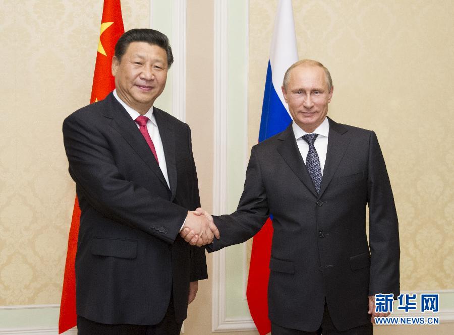9月11日，中國國家主席習(xí)近平在塔吉克斯坦首都杜尚別會見俄羅斯總統(tǒng)普京。 新華社記者 黃敬文 攝 