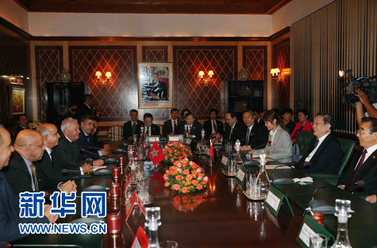 11月3日，中國(guó)全國(guó)政協(xié)主席俞正聲在拉巴特與摩洛哥參議長(zhǎng)比亞迪拉進(jìn)行會(huì)談。 新華社記者 劉衛(wèi)兵 攝