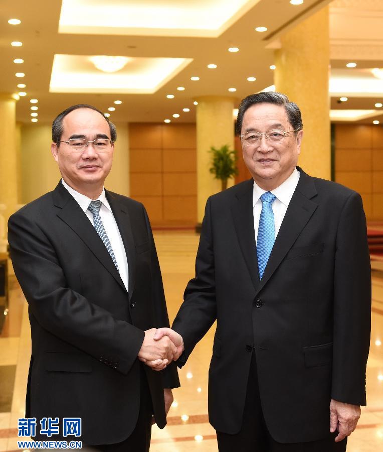 12月25日至27日，中共中央政治局常委、全國政協(xié)主席俞正聲對越南進行正式訪問。這是12月26日，俞正聲在河內與越南祖國陣線主席阮善仁舉行會談。 新華社記者劉建生攝