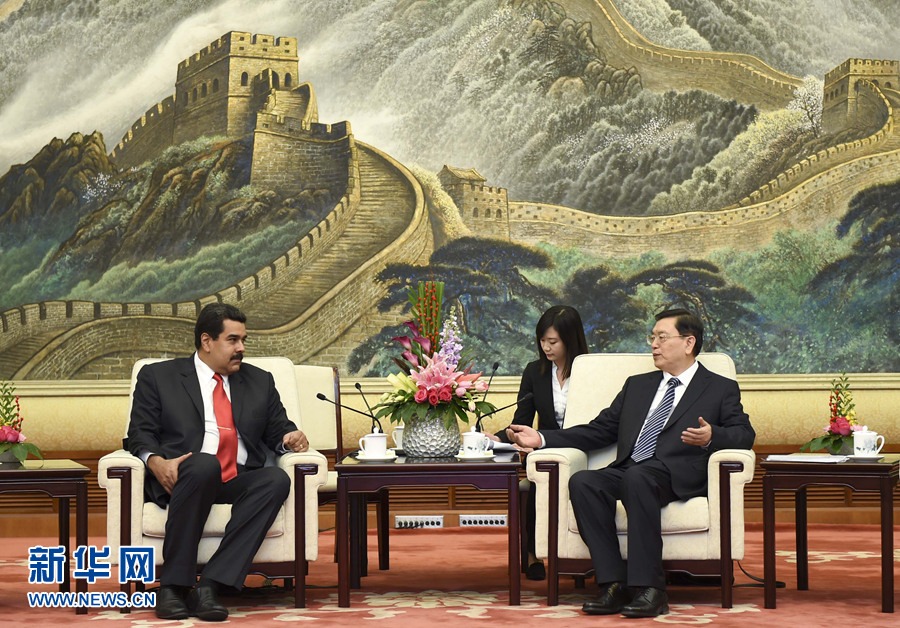 1月8日，全國人大常委會委員長張德江在北京人民大會堂會見委內瑞拉總統(tǒng)馬杜羅。 新華社記者 張鐸 攝 